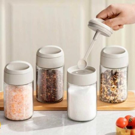 Alternative view of جای نمک و ادویه قاشق دار(کرم)goodgrips