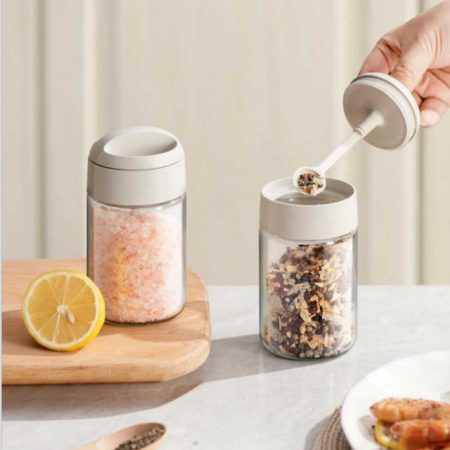 جای نمک و ادویه قاشق دار(کرم)goodgrips